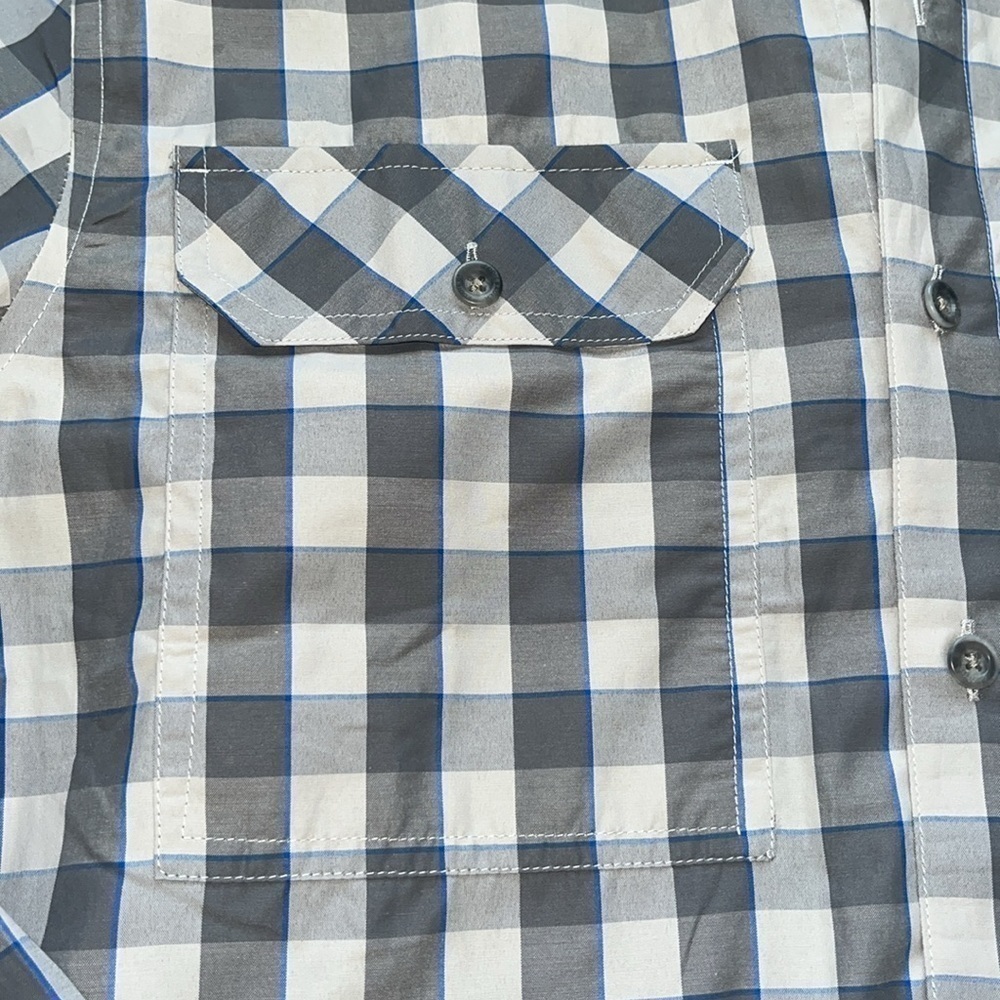 Eddie Bauer men’s checkered button down shirt size medium - Picture 3 of 8